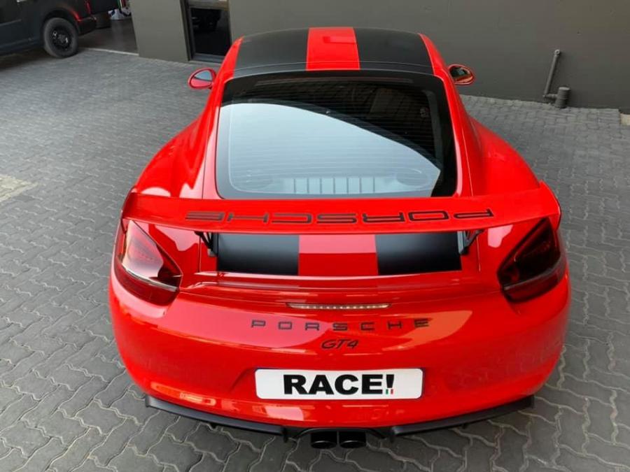  Porsche 718 Cayman GT4 by RACE! 2019 года  (фото 11 из 11)
